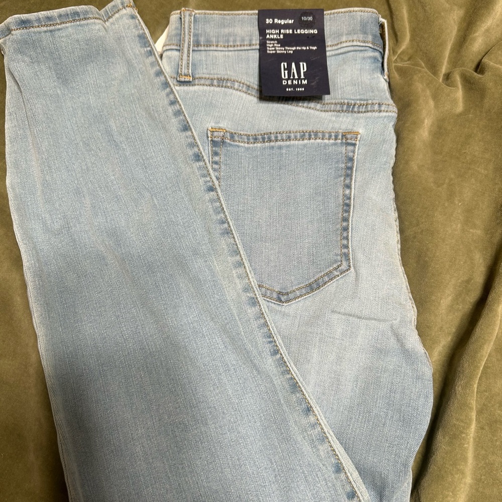 Gap Jeans